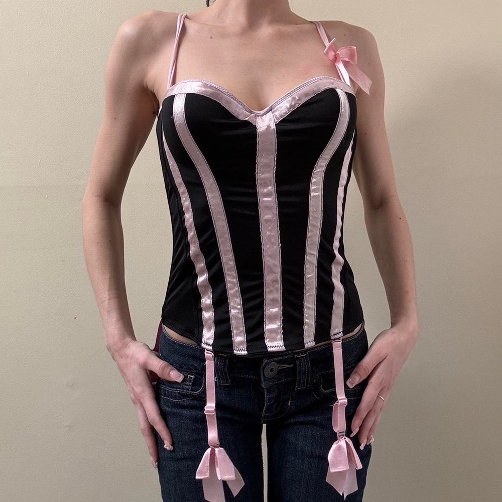 Pink bow corset